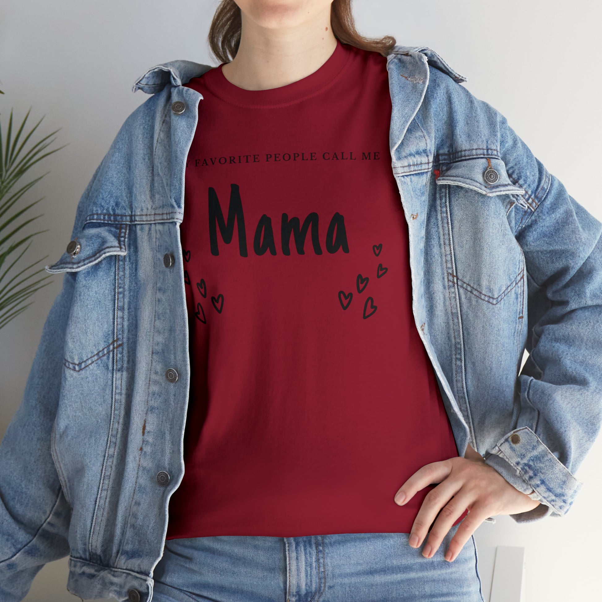 "My Favorite People Call Me Mama" T-Shirt - Weave Got Gifts - Unique Gifts You Won’t Find Anywhere Else!