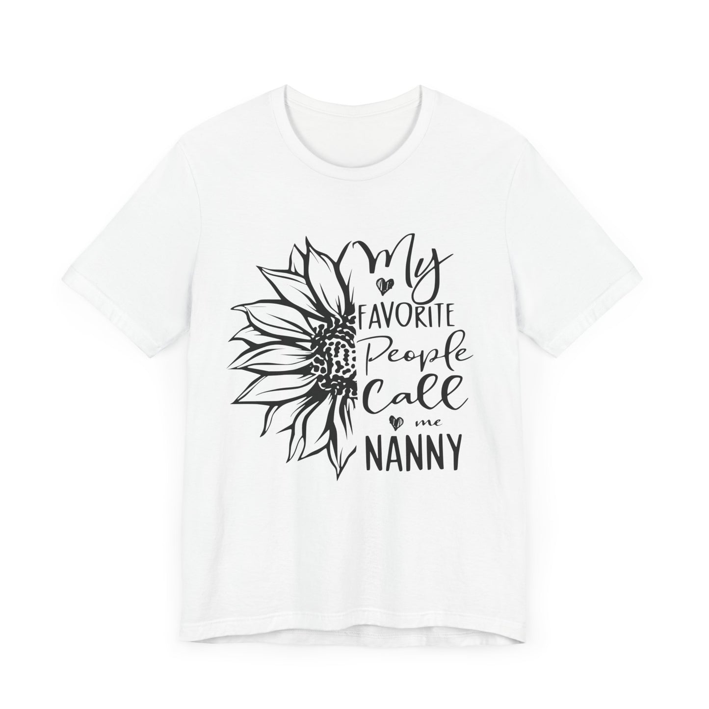 "Favorite People Call Me Nanny T-Shirt with Floral Design"