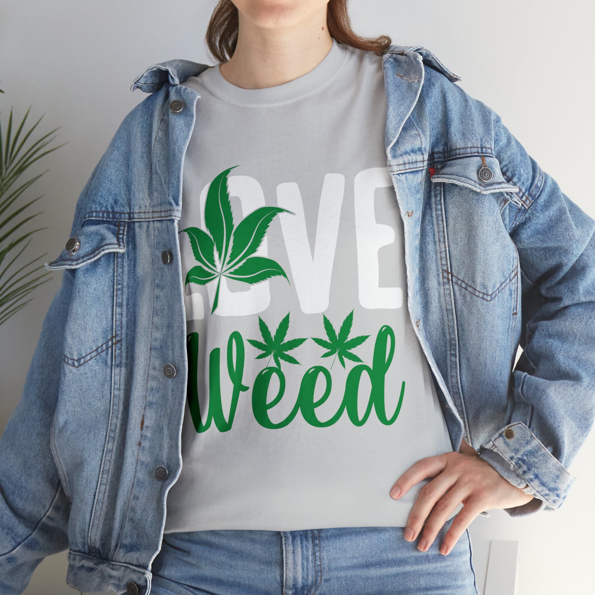 "Love Weed" T-Shirt - Weave Got Gifts - Unique Gifts You Won’t Find Anywhere Else!