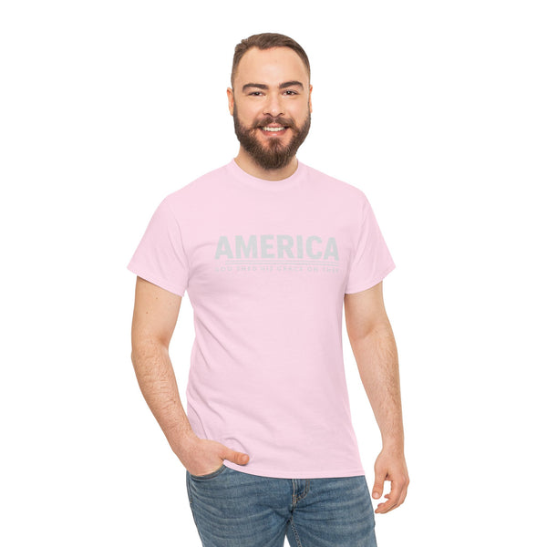 American - God Shed His Grace On Thee: T-Shirt