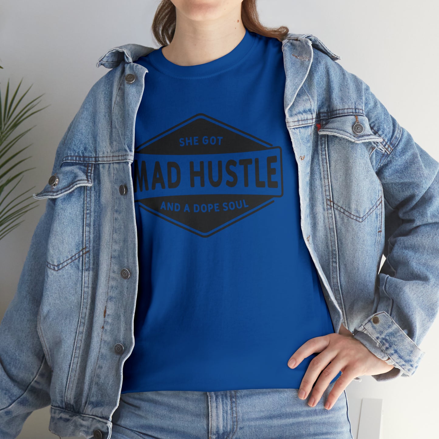 "She Got Mad Hustle" T-Shirt - Weave Got Gifts - Unique Gifts You Won’t Find Anywhere Else!