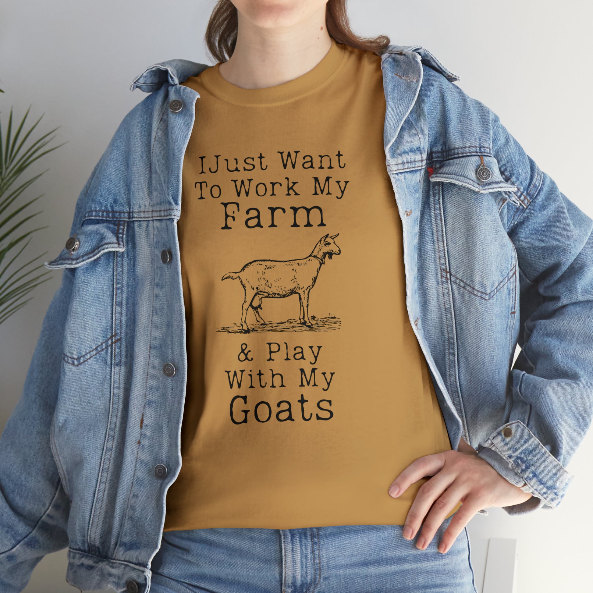 "I Just Want To Work My Farm & Play With My Goats" T-Shirt - Weave Got Gifts - Unique Gifts You Won’t Find Anywhere Else!