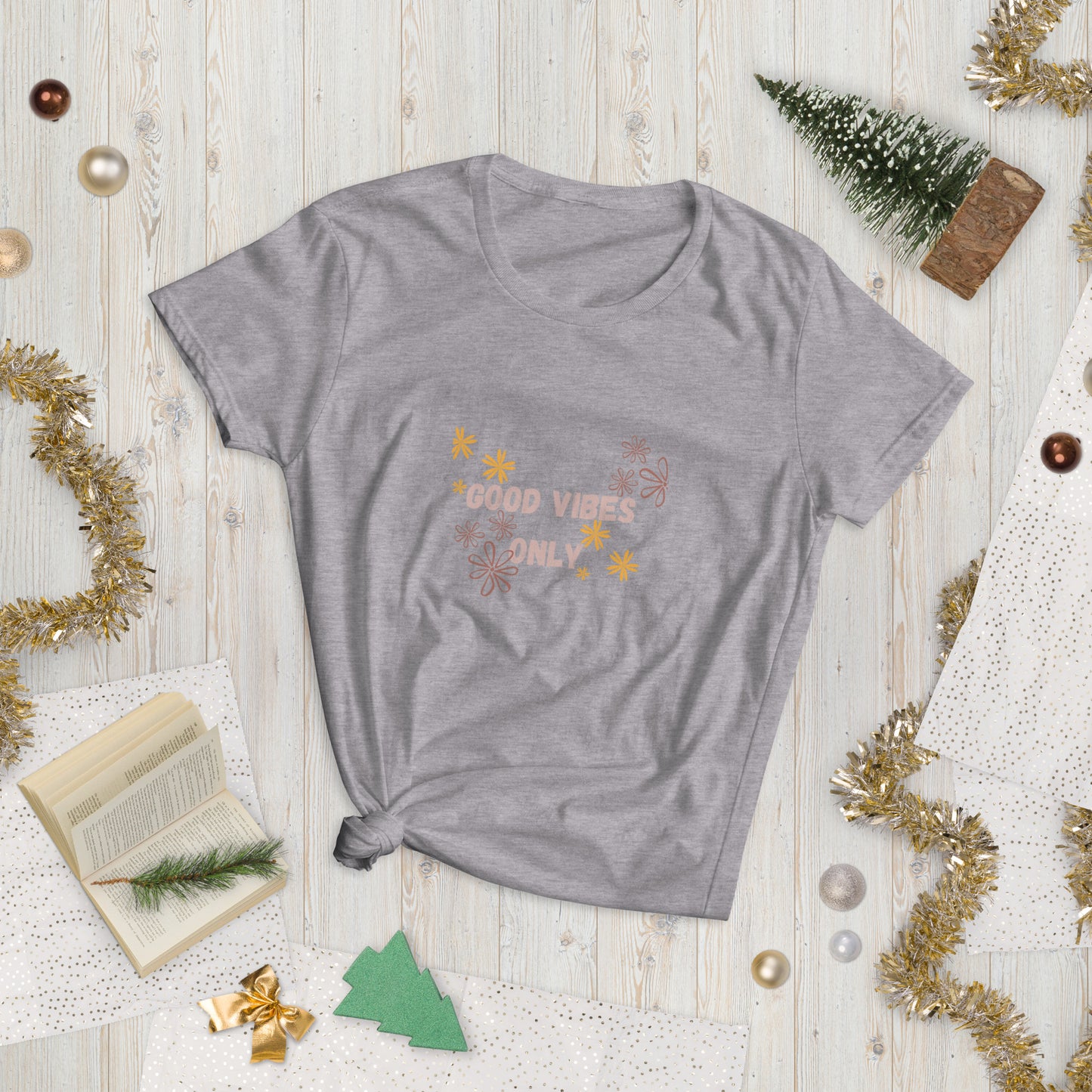 "Good Vibes Only" Women's T-Shirt - Weave Got Gifts - Unique Gifts You Won’t Find Anywhere Else!