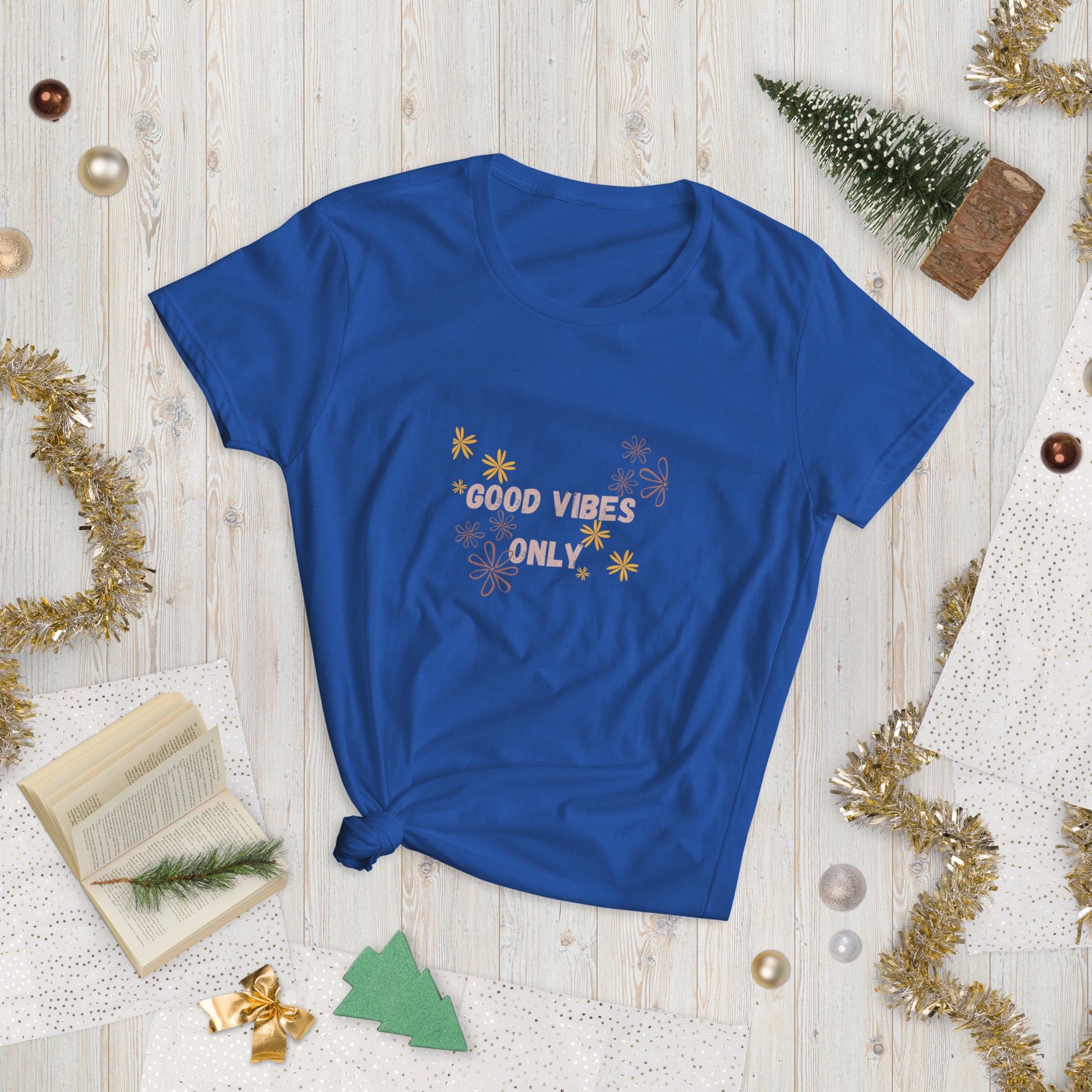 "Good Vibes Only" Women's T-Shirt - Weave Got Gifts - Unique Gifts You Won’t Find Anywhere Else!